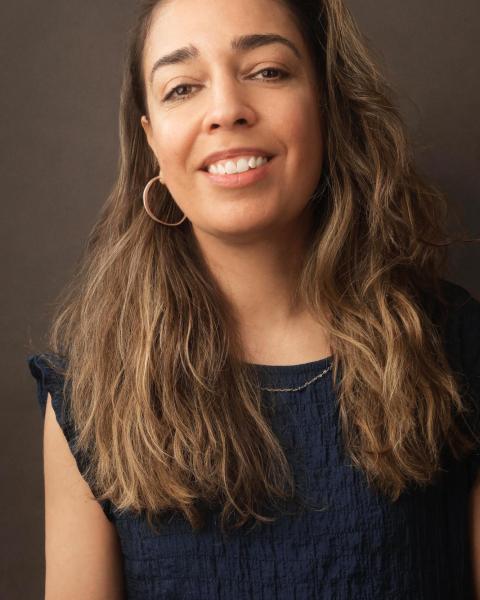 Rona Siddiqui Image