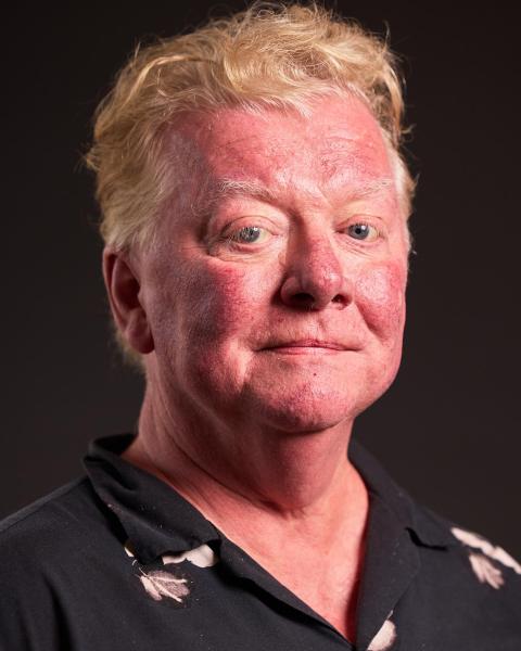 Damien Bracken headshot