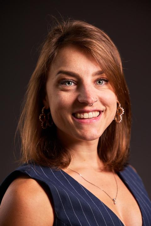 Julia Nadeau headshot